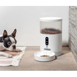 Tesla Smart Pet Feeder